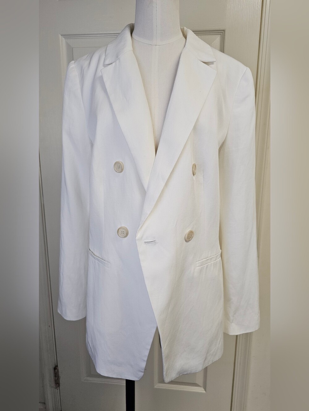 LOFT Double-Breasted Linen White Blazer Size 10 - Picture 3 of 11